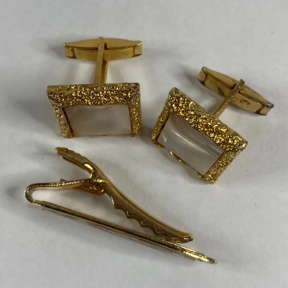 Vintage Set MCM gold tone mother of pearl inlay short tie bar clip And Cufflinks